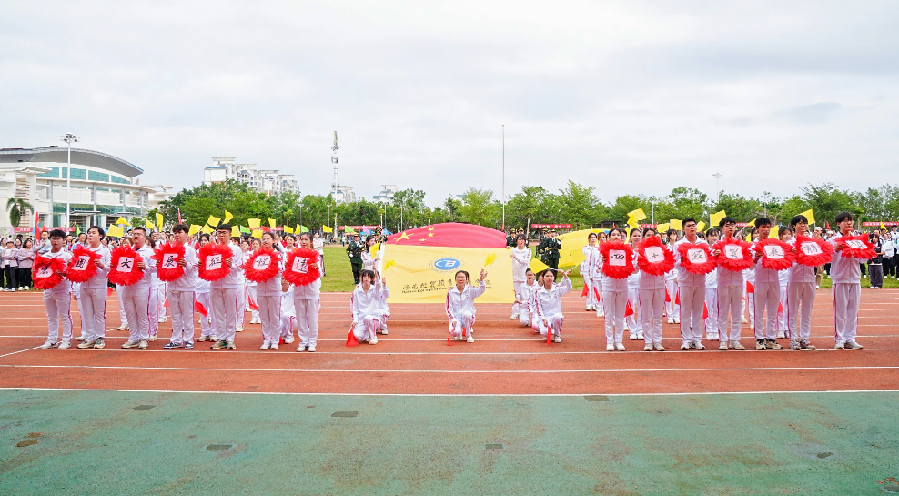 财管学生3.jpg 财管学生3.jpg